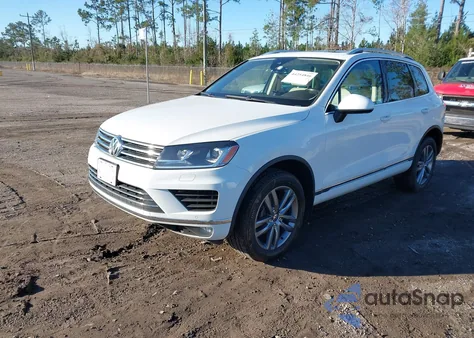 2016 Volkswagen Touareg Vr6 Lux из США, поврежденный, VIN WVGEF9BP5GD010993